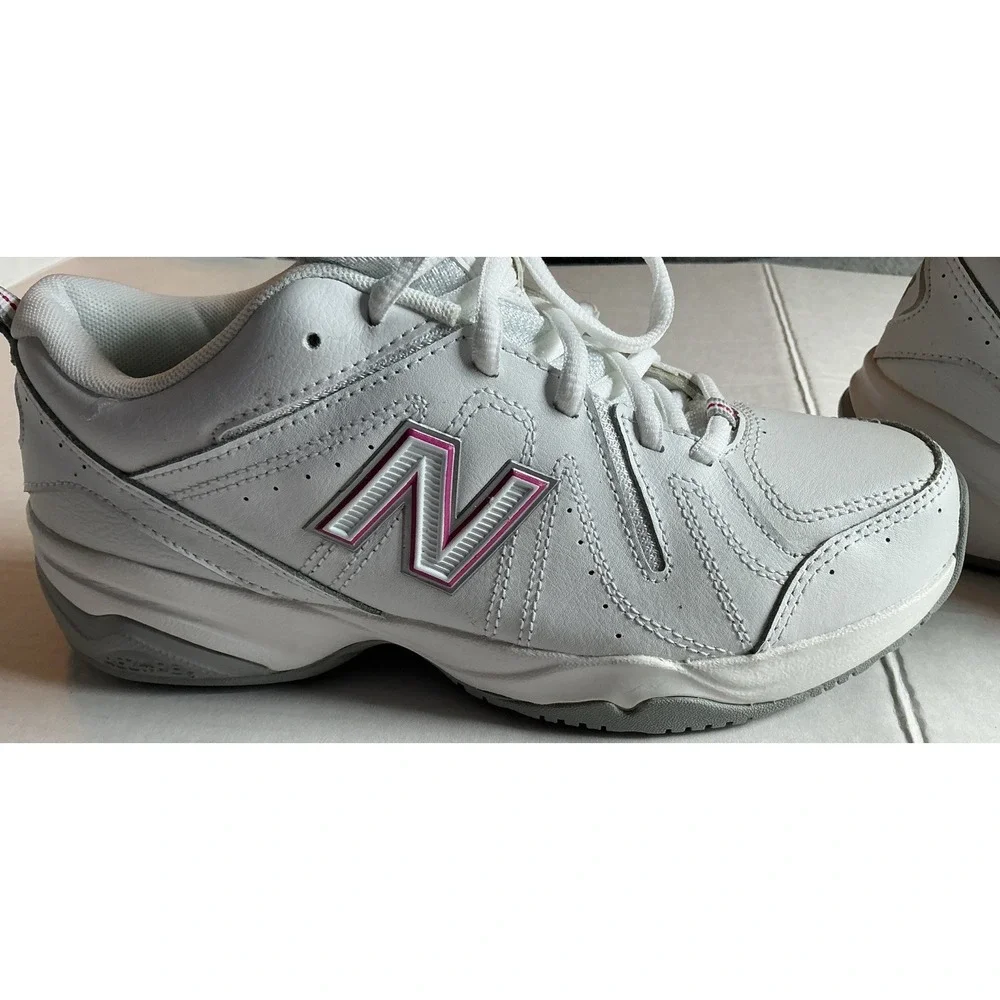 New Balance Women's 619 White & Pink ( WX619WP ) In Size 7.5 B - Picture 7 of 16